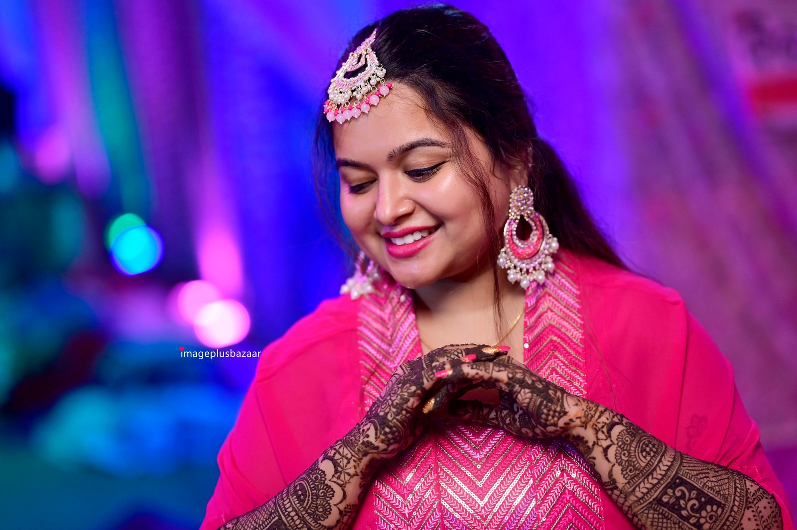 Henna Tales: A Journey in Art and Love