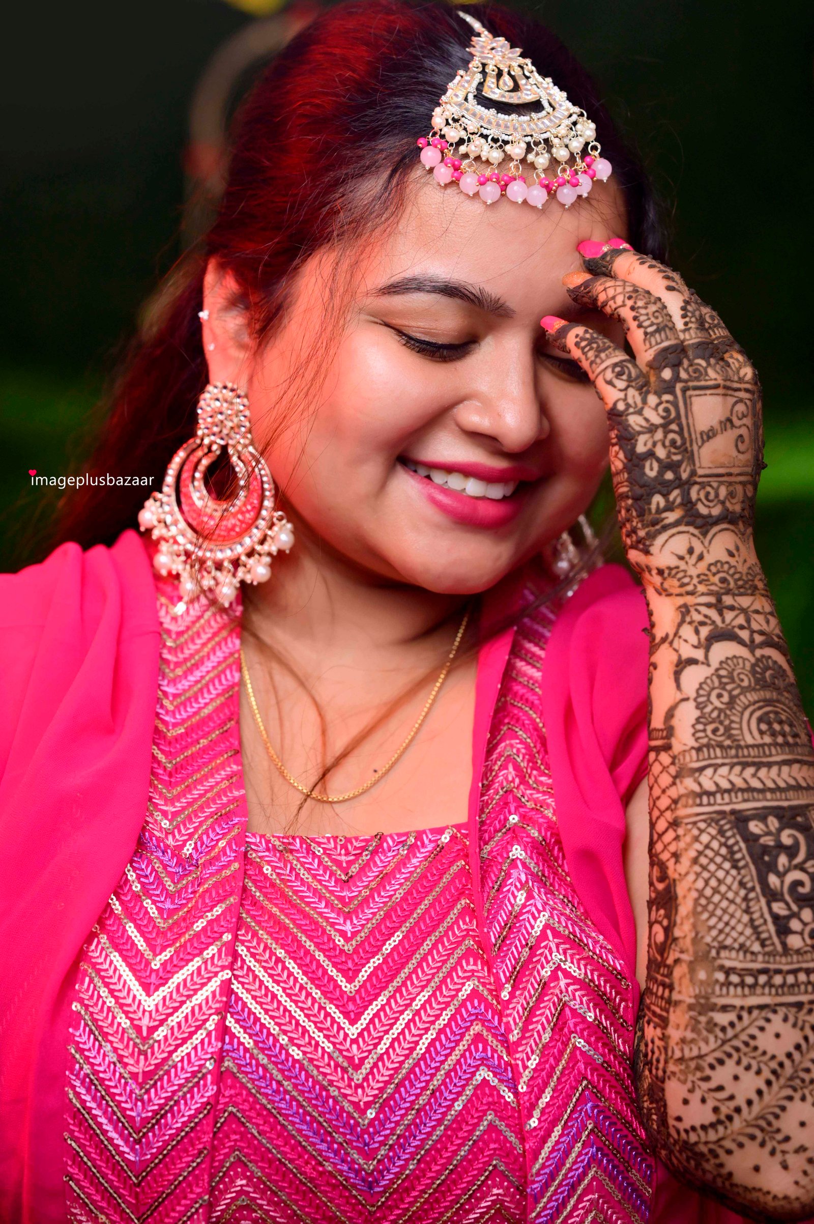 Inked with Love: The Mehendi Moments