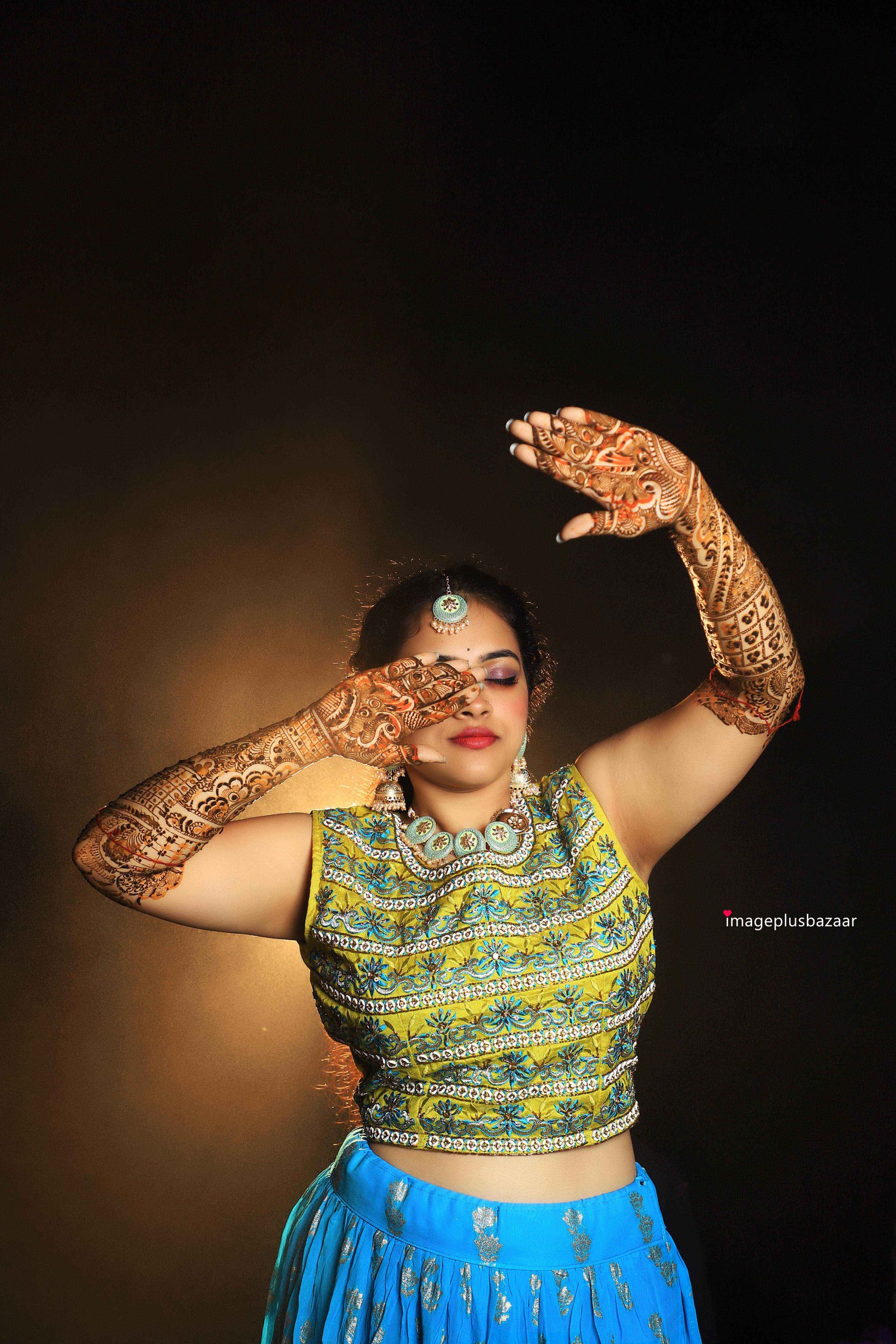 Mehendi: The Art of Love and Celebration