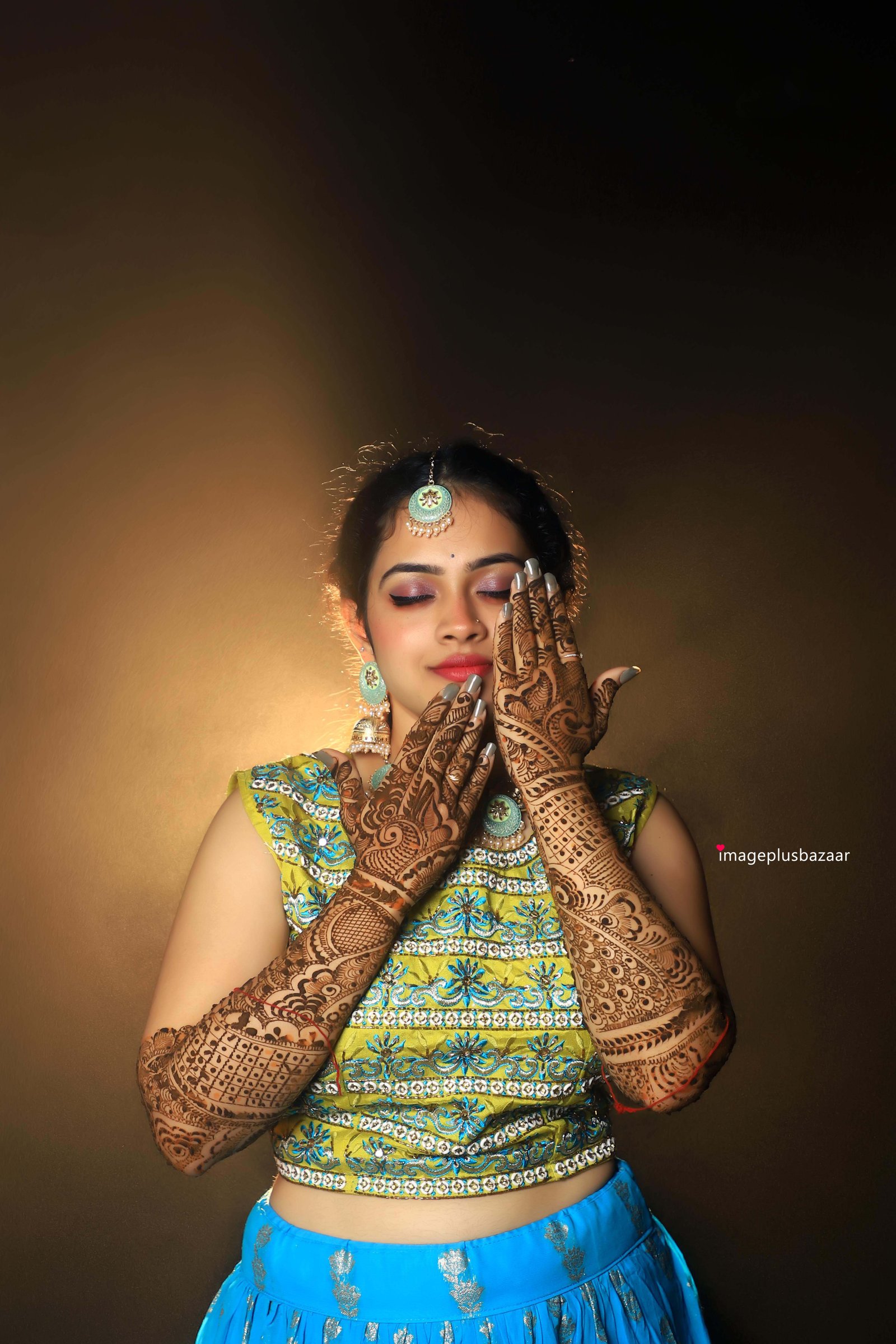 Fingers of Grace, Patterns of Love