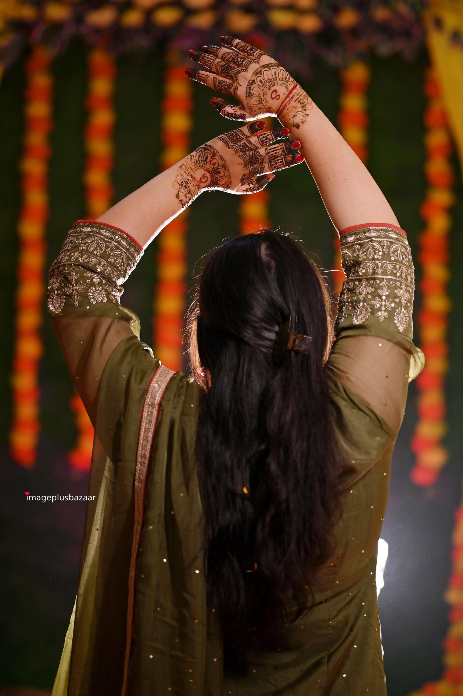 Mehendi Magic: Crafting Memories in Every Stroke